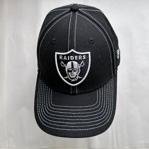 Los Angelas LA Raiders One Size Cap with Logo NFL Apparel New Era Velcro Closure